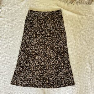 Carly Jean Los Angeles Leopard Print Midi Skirt